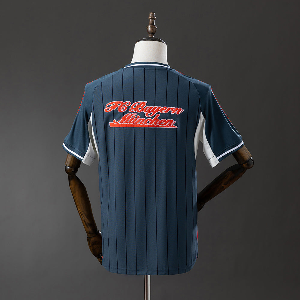 Bayern Múnich 25-26 | Baseball