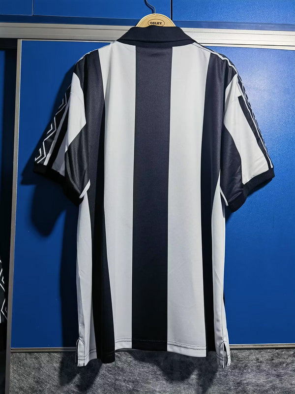 Newcastle United FC 1980-1982 | Primera Equipación