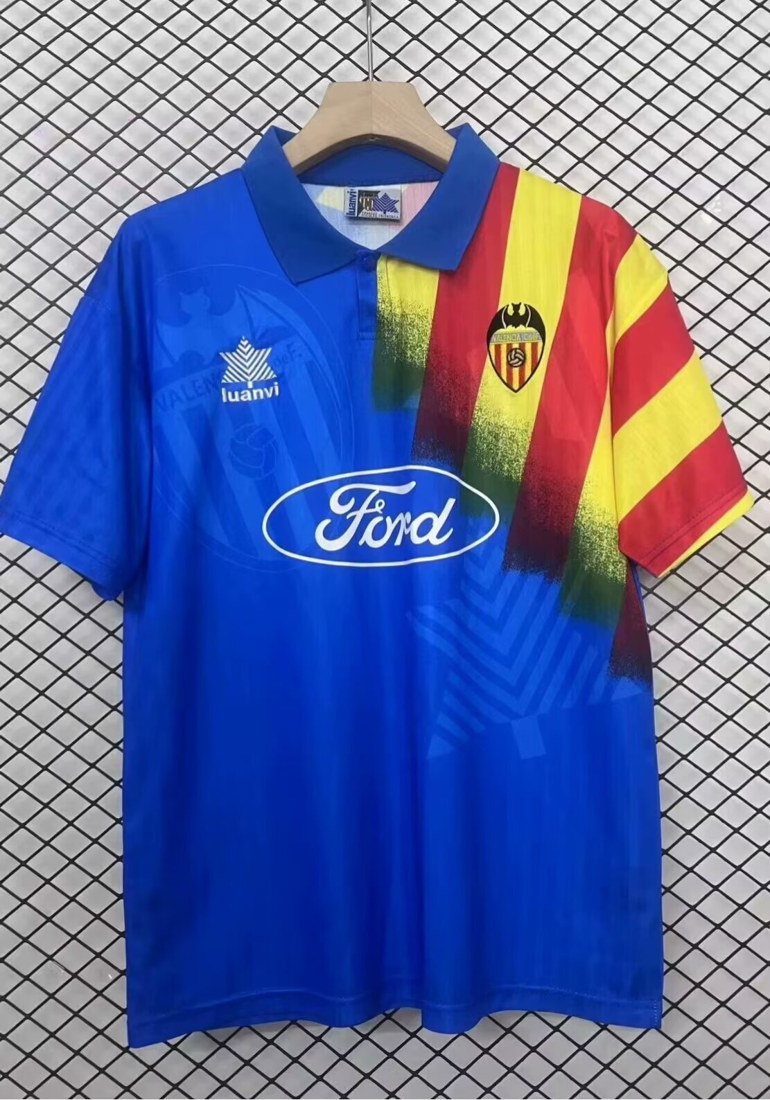 Valencia 1995-1996 | Primera Equipación – FutbolerosKits