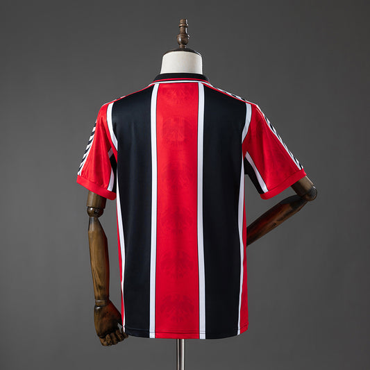 Eintracht Frankfurt 1996-1997 | Primera equipación