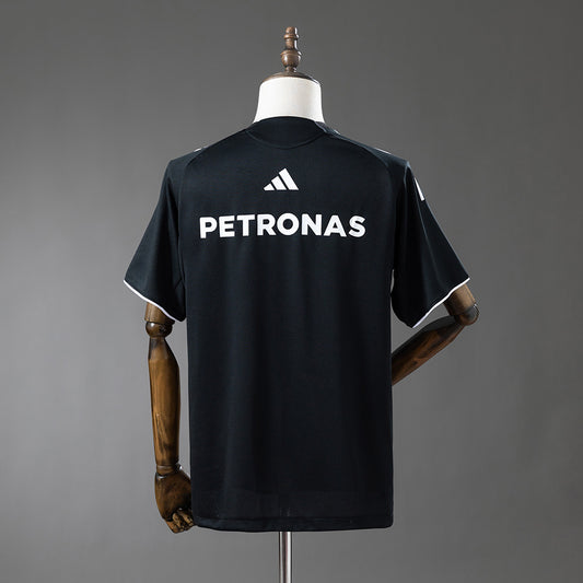 Mercedes Petronas