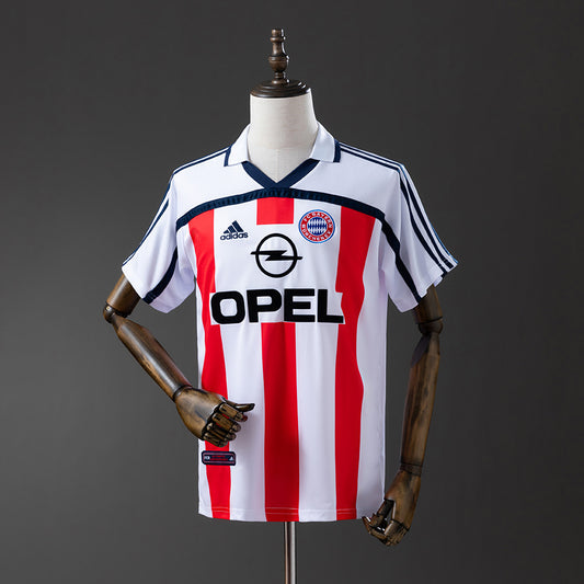 Bayern Múnich 2000-2002 | Segunda equipación