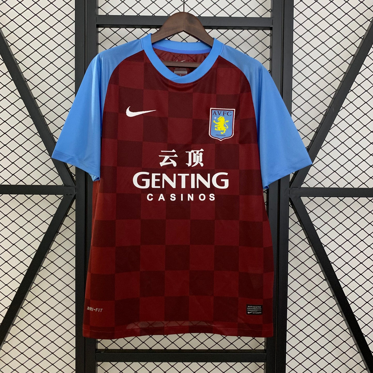 Aston Villa 2011-2012 | Primera Equipación