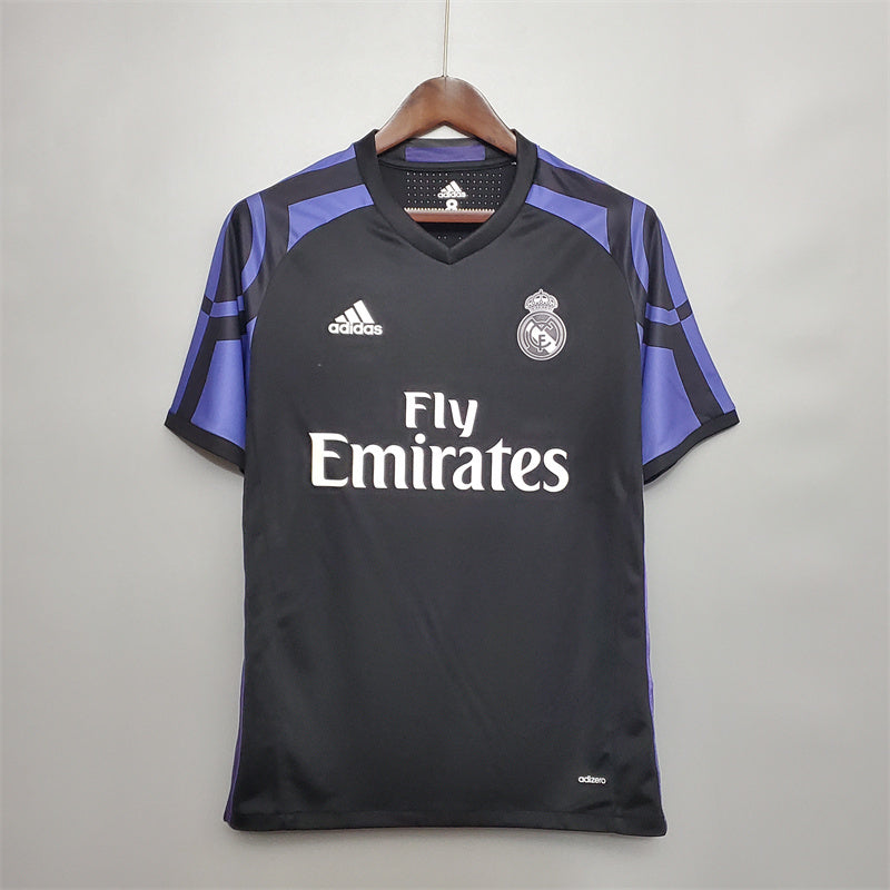 Real Madrid 2016-2017 | Tercera Equipación