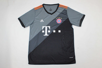 Bayern Múnich 2016-2017 | Segunda equipación
