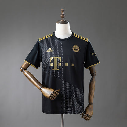 Bayern Múnich 2021-2022 | Segunda equipación