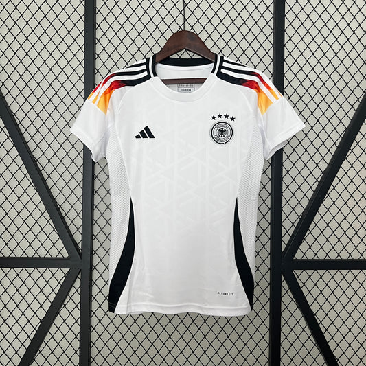 Alemania 2024  | Local Mujer