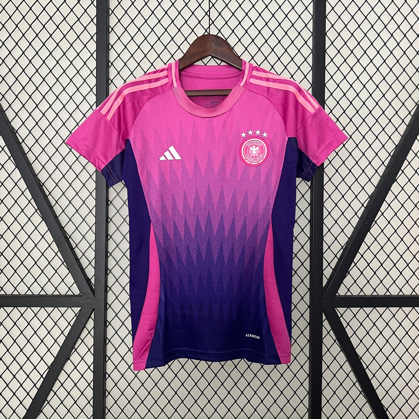 Alemania 2024  | Visitante Mujer