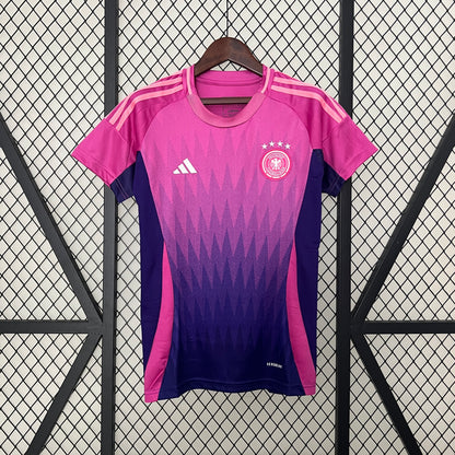 Alemania 2024  | Visitante Mujer