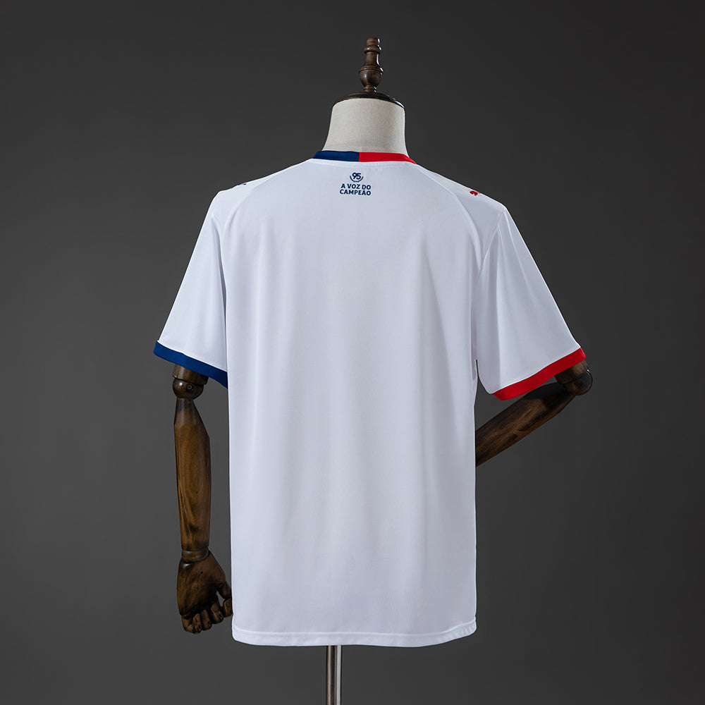 Bahía 26/27 | Primera Equipacion