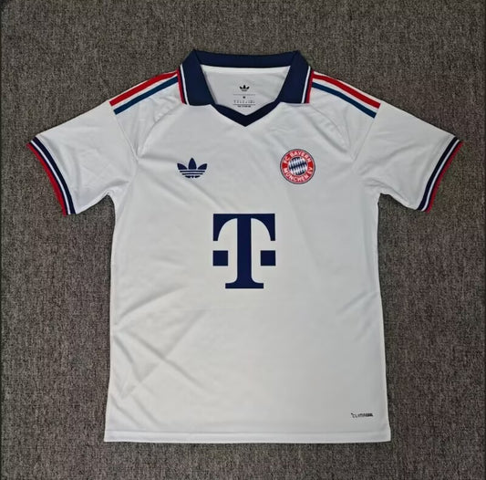 Bayern Múnich 26-27 | Segunda Equipación