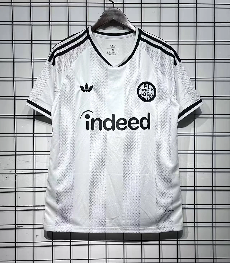 Eintracht Frankfurt 26/27 | Segunda Equipación