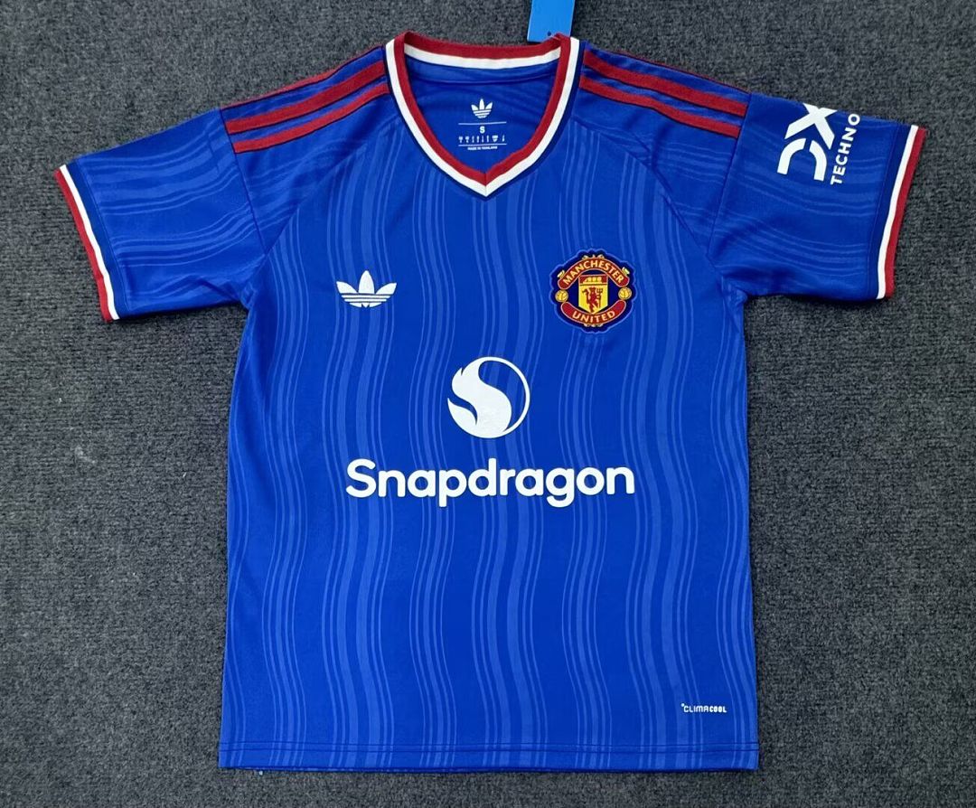 Manchester United 26/27 | Segunda Equipación