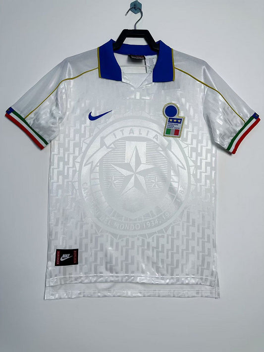 Italia 1995 | Visitante