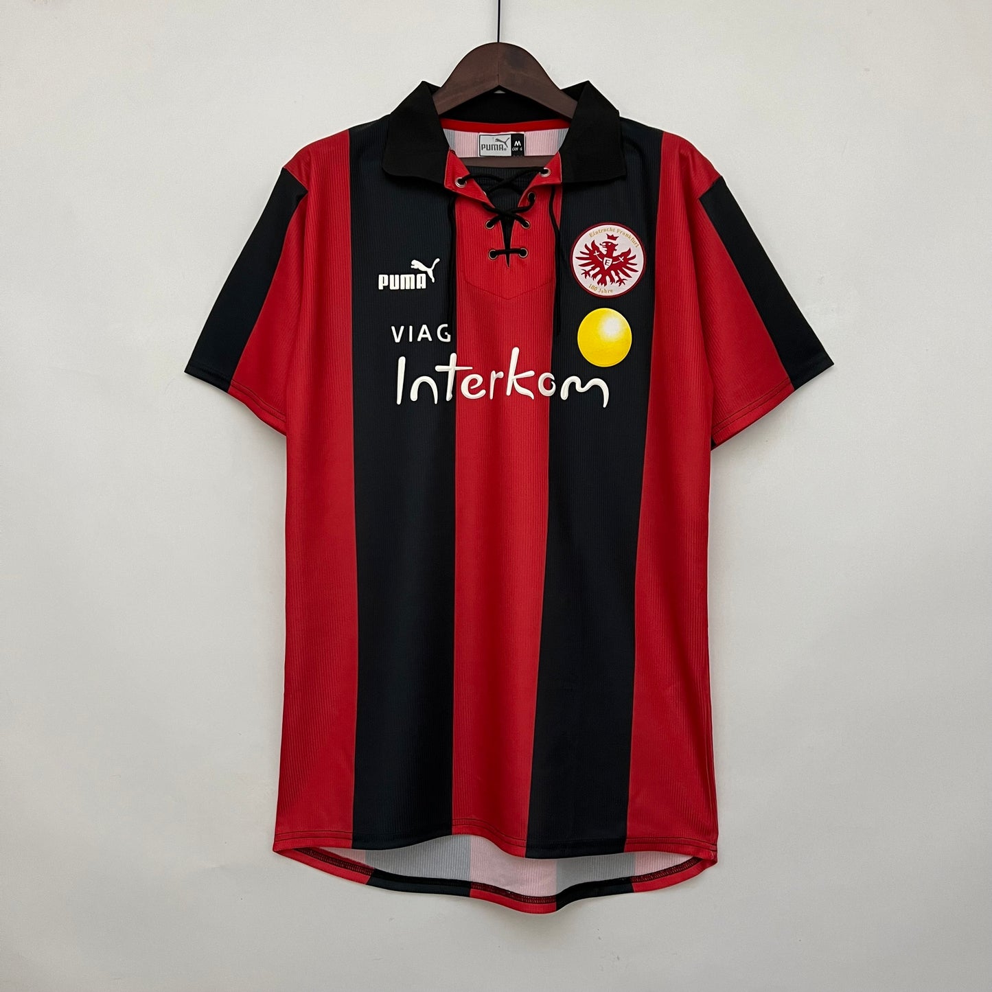 Eintracht Frankfurt 1998-2000 | Primera equipación