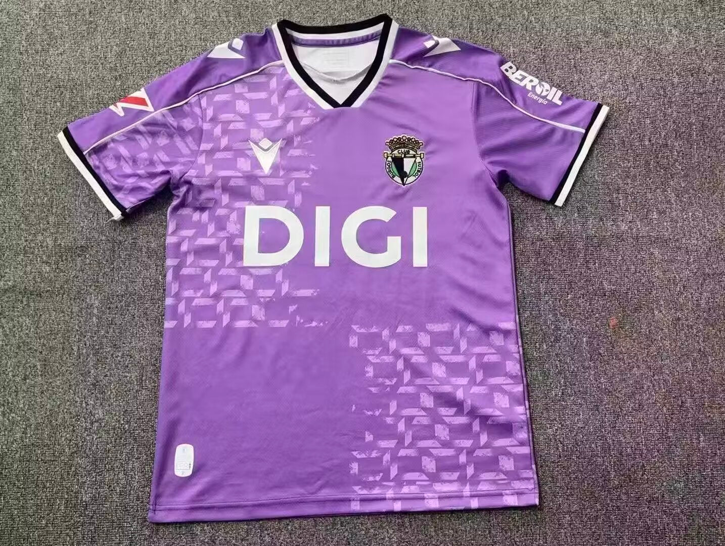 Burgos 25-26 | Home Kit