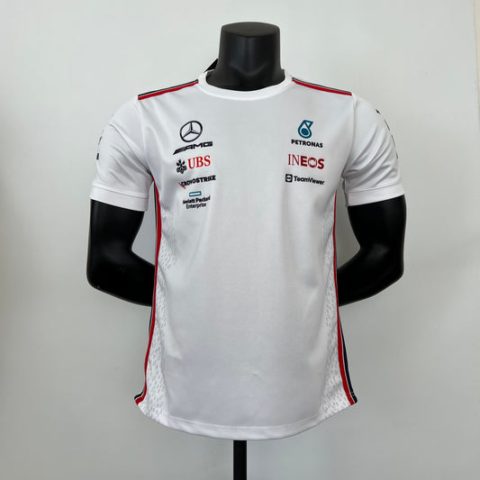 Mercedes 2023