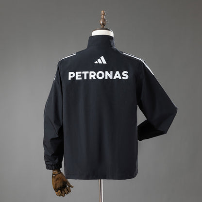 Mercedes Petronas Abrigo