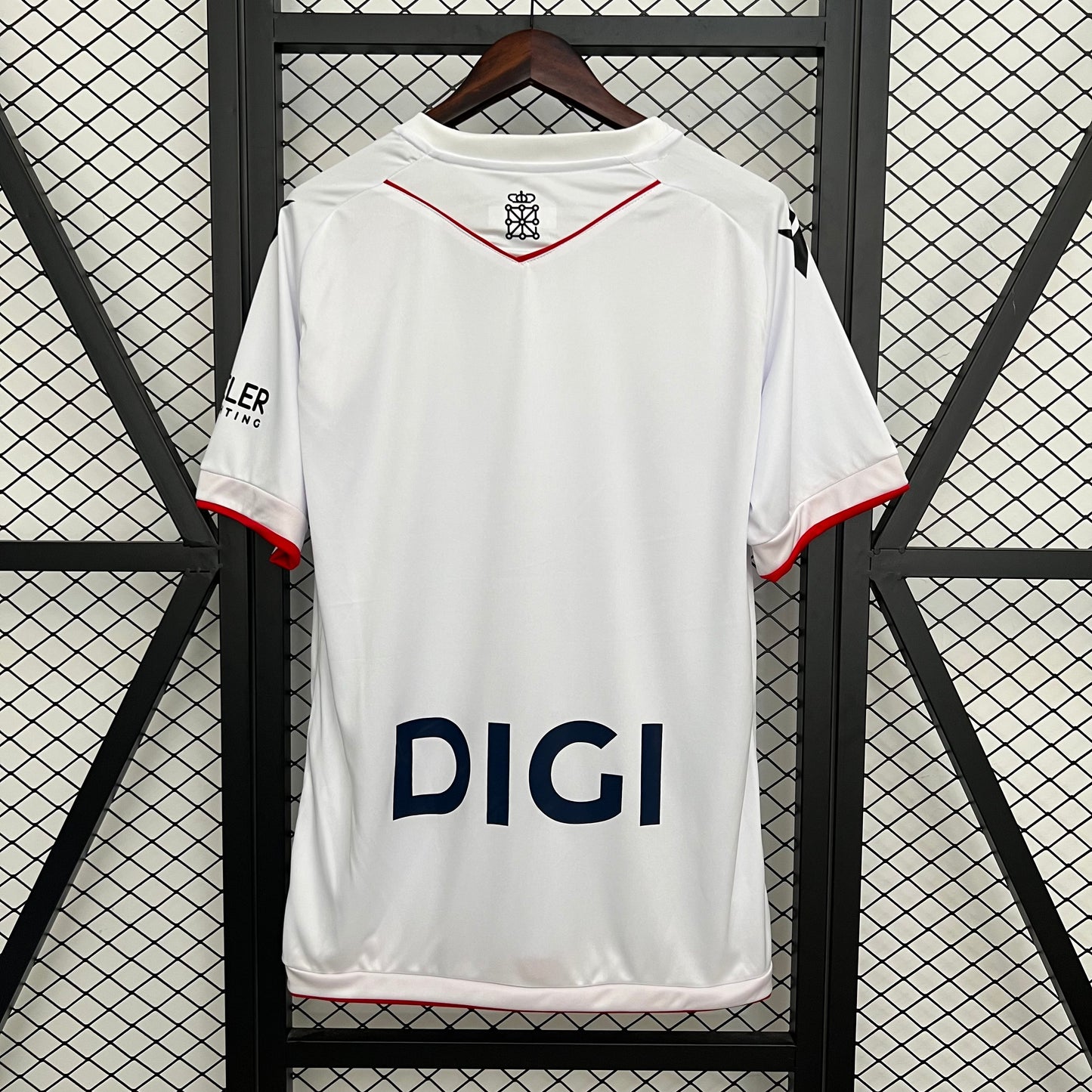 Osasuna 25/26 | Tercera equipación