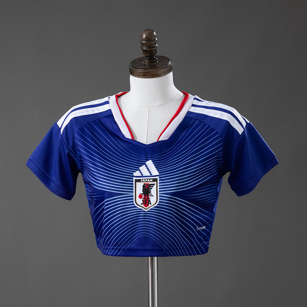 Japón 2026 | Local Mujer Crop