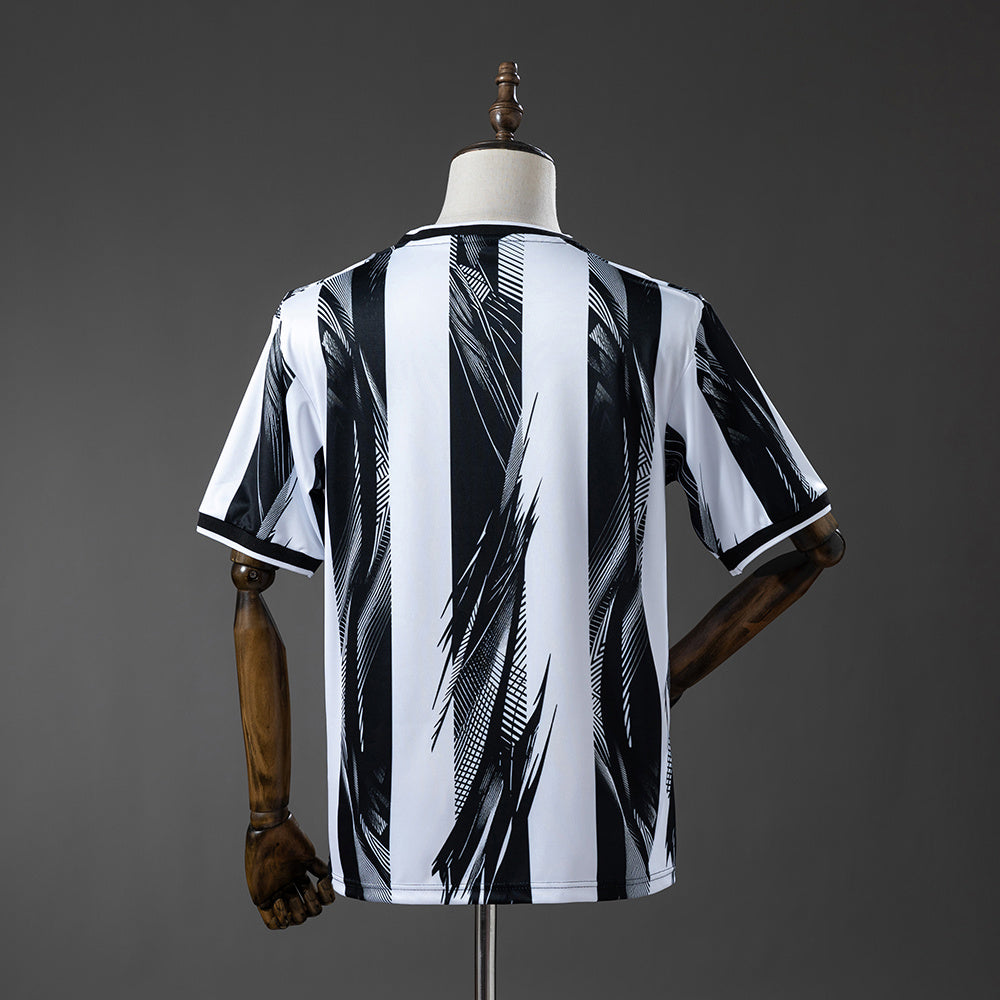 Newcastle 26/27 | Primera Equipación
